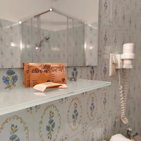 Lorenzhof By Julka - Self Checkin 3* לדניצן